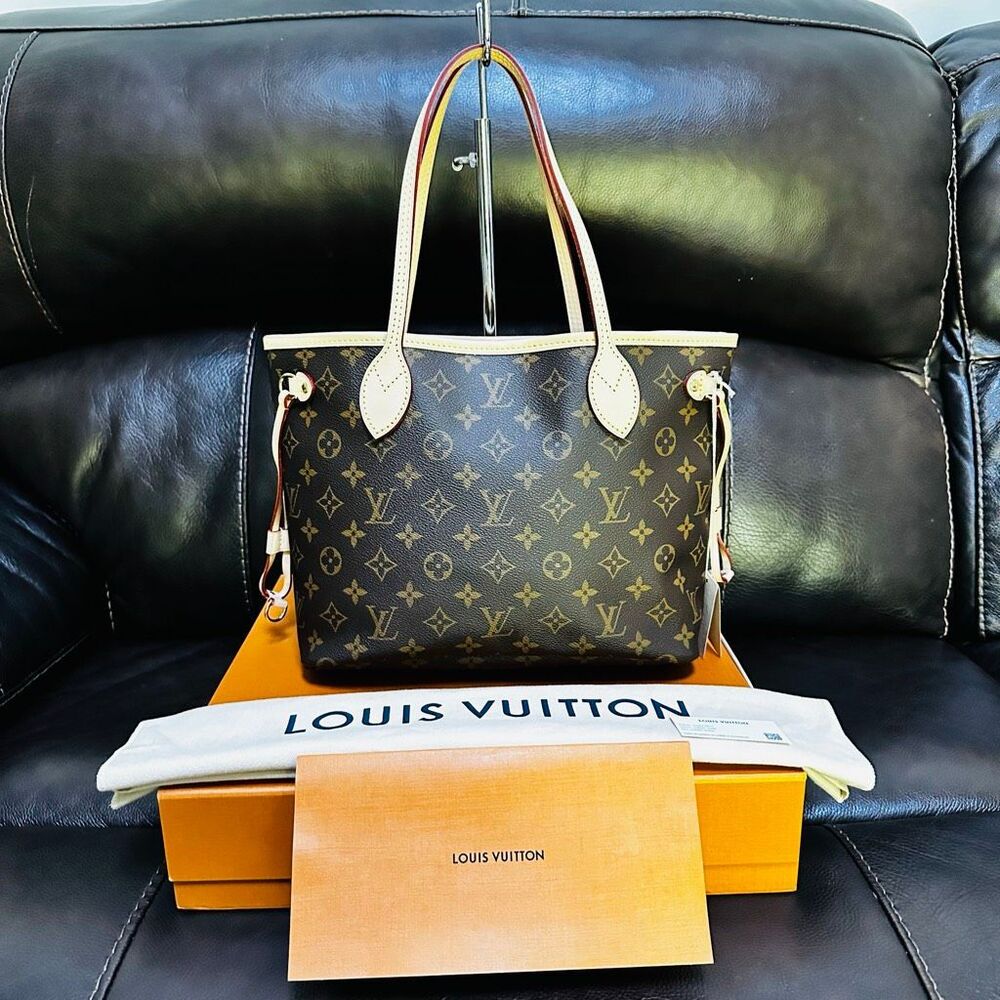Brand New Louis Vuitton Neverfull PM Beige Interior - Picture 1 of 14